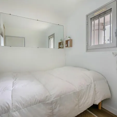 Apartment Appart Avec Balcon Vue Mer-50m Plage Des Libraires